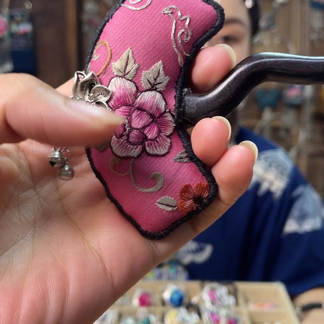 花岗石铁合金发簪