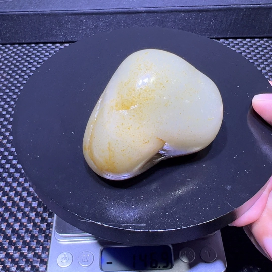 和田玉（子料）未镶嵌吊坠(不含链)136-50