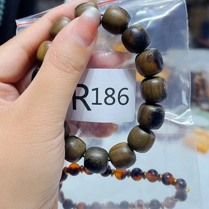 大果紫檀（缅甸花梨）186