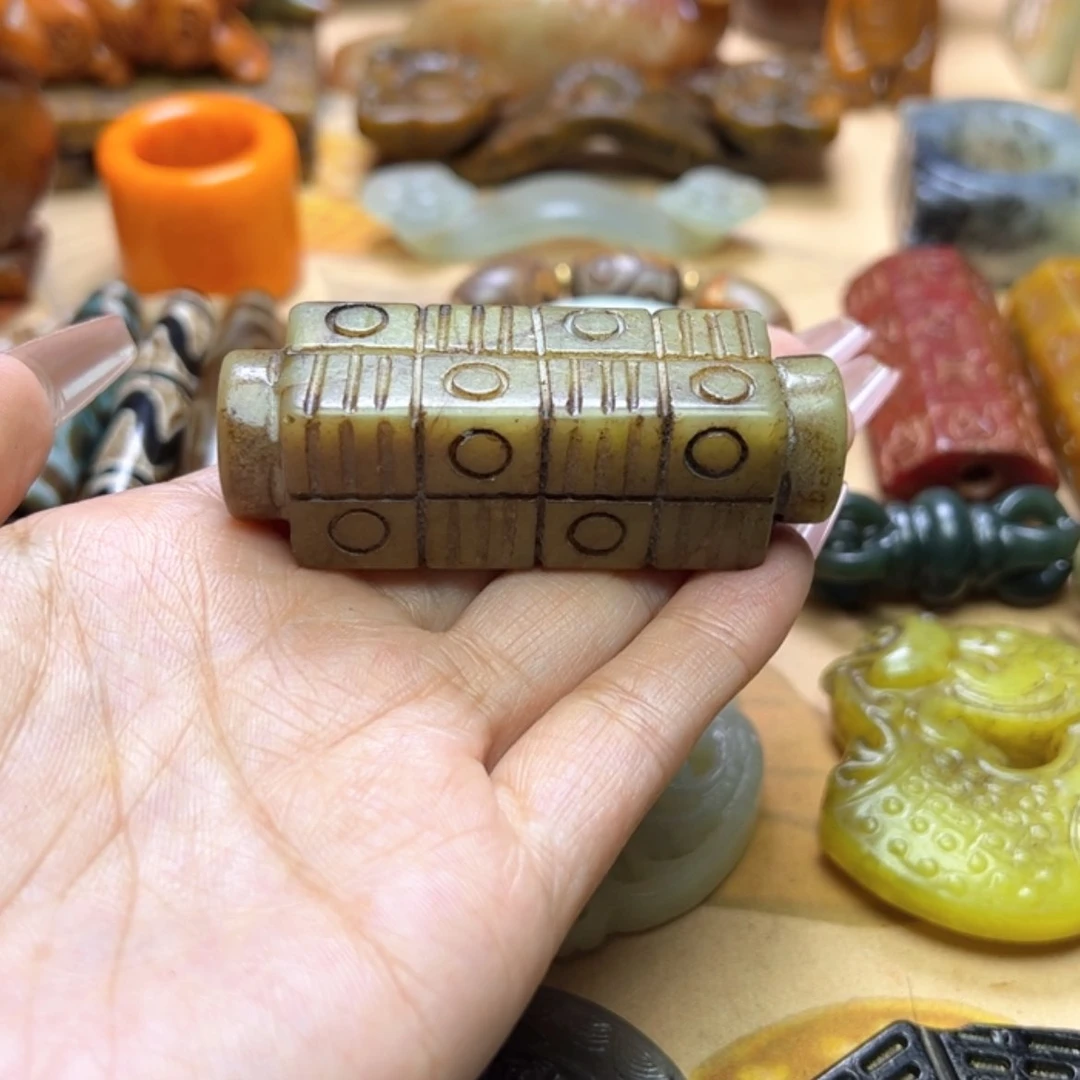 【闪购商品】蛇纹石玉颈饰未镶嵌