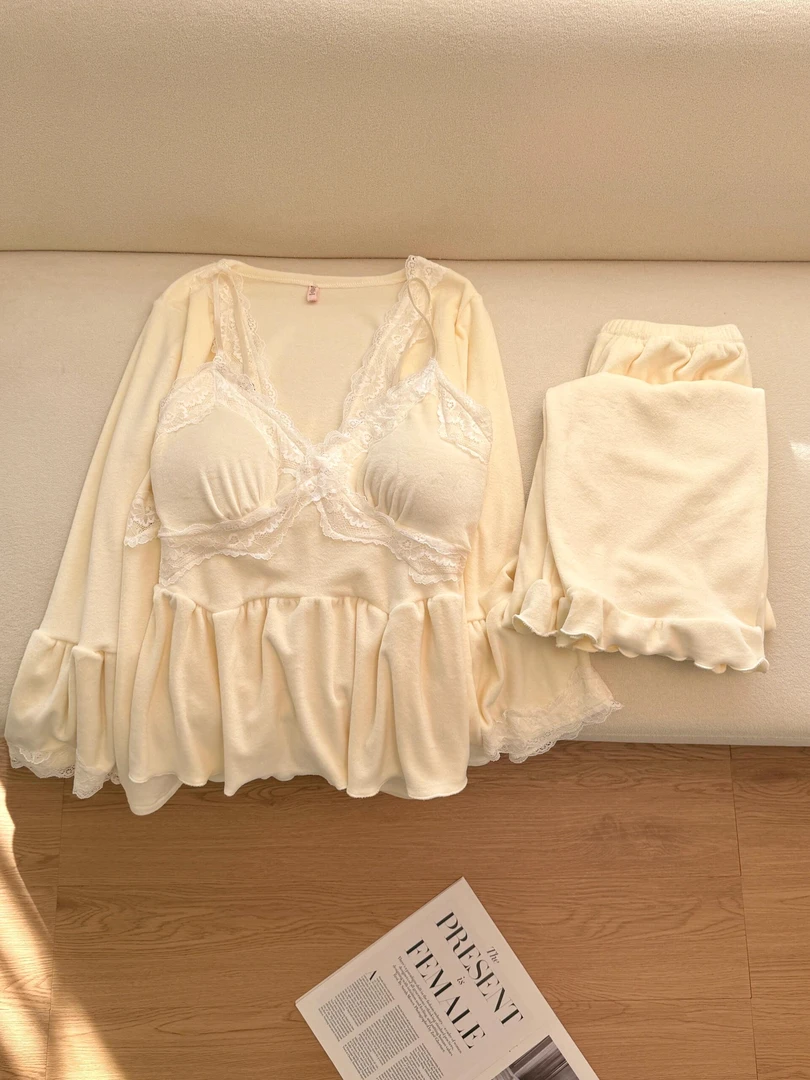 赵露思同款睡衣女海岛绒秋冬季加绒保暖带胸垫纯欲三件套家居服冬