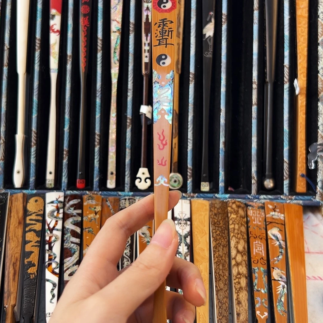 游***蛙扇子祝锦记手工制作