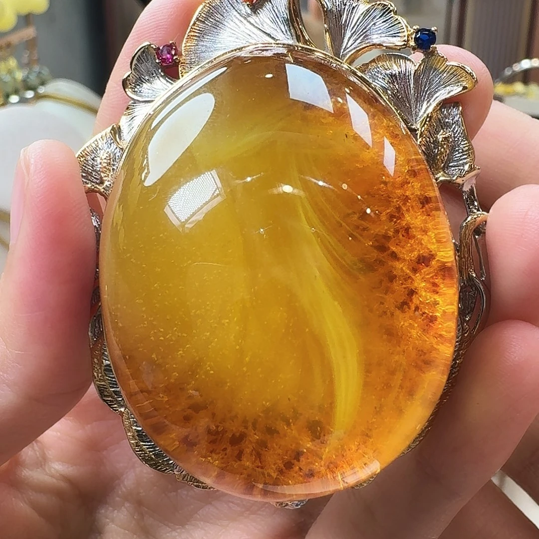 琥珀未镶嵌颈饰吊坠