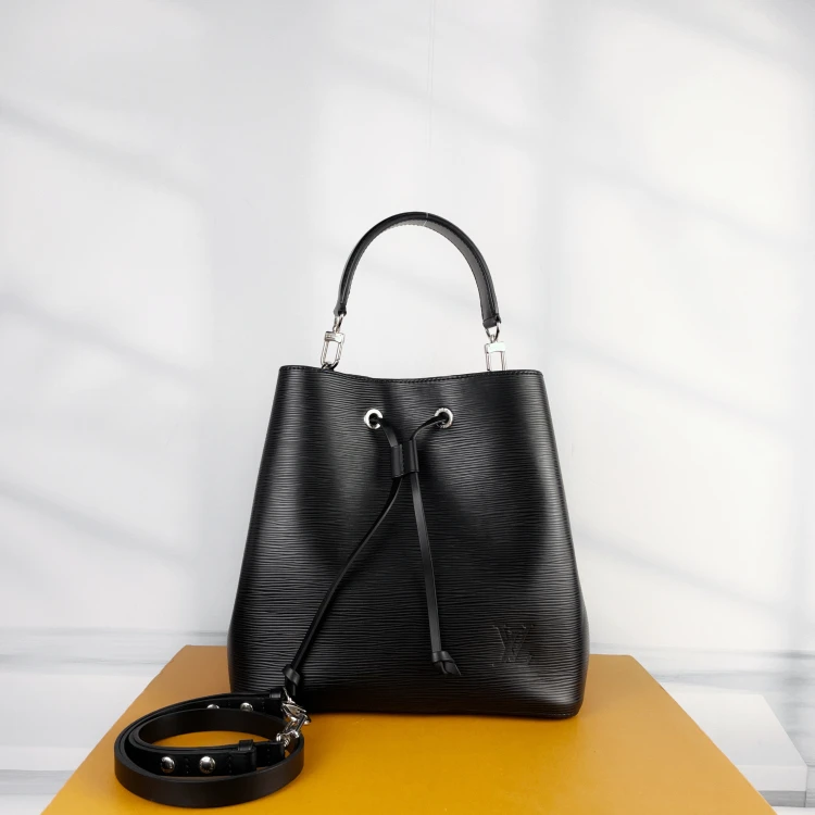 95新 LouisVuitton/路易威登 /KIKI/单肩包/16534312
