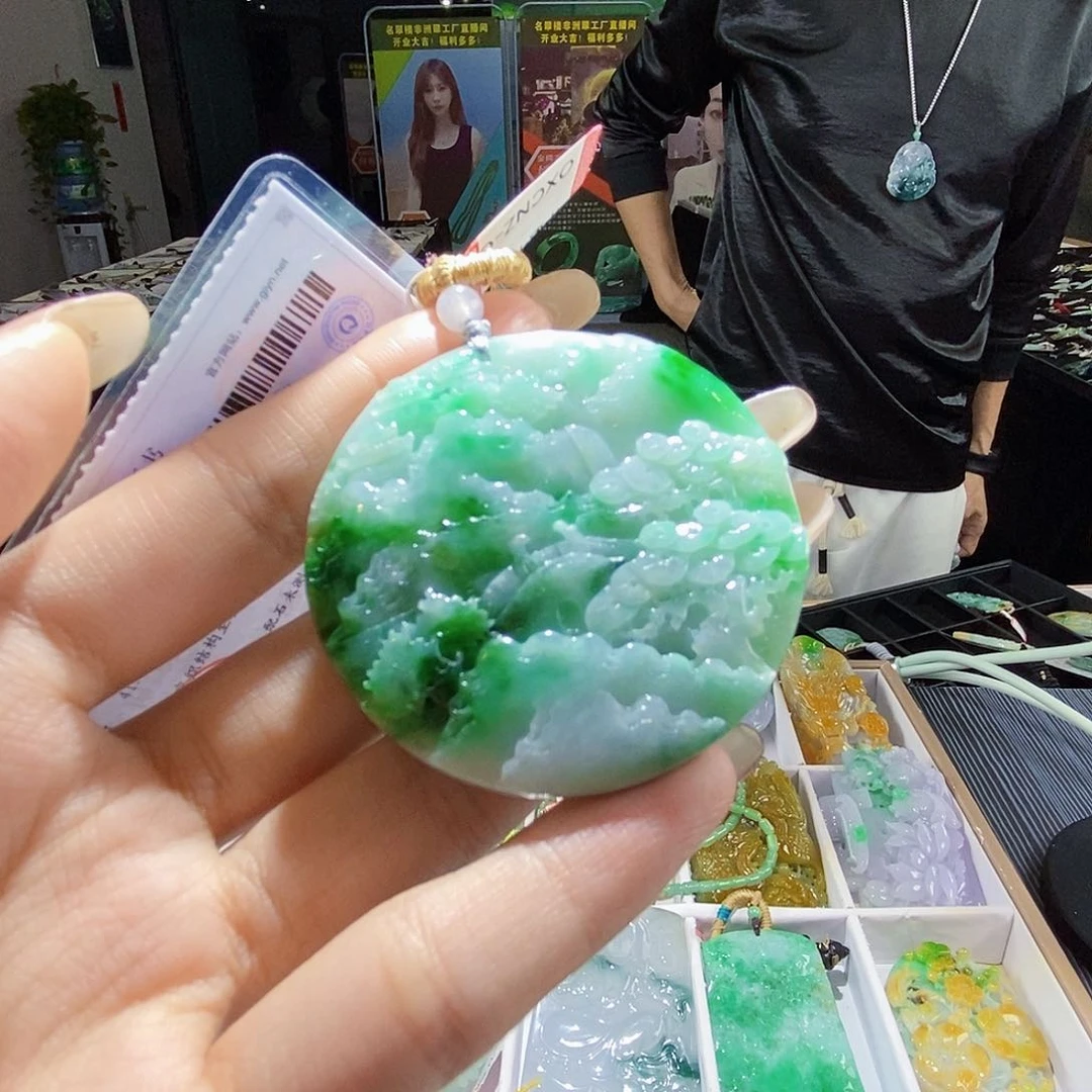 颈饰未镶嵌翡翠翡翠