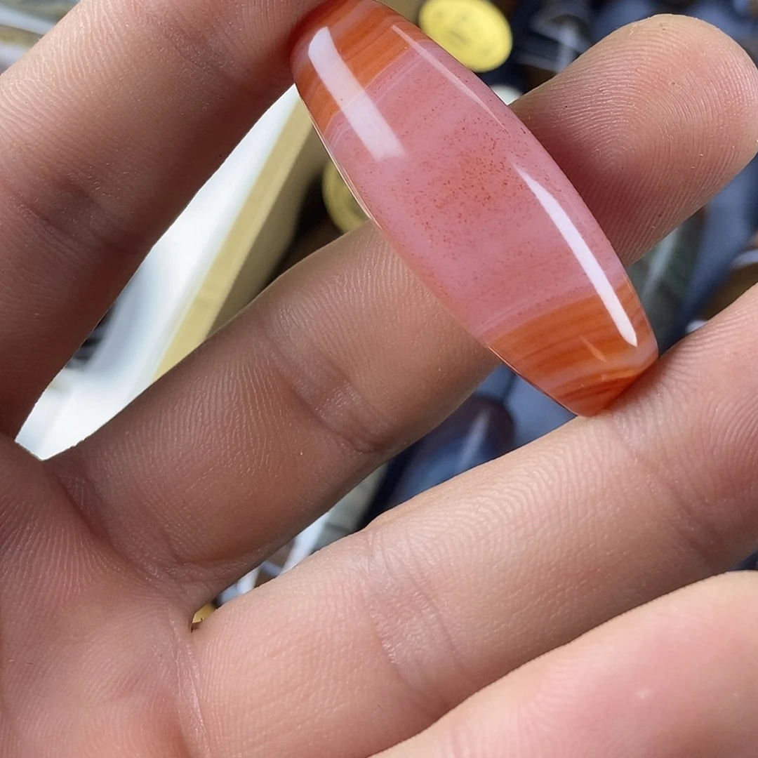 未镶嵌颈饰玛瑙/玉髓小**倌