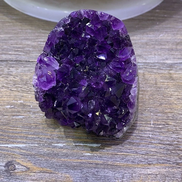 紫晶未镶嵌大型摆件（非配饰）