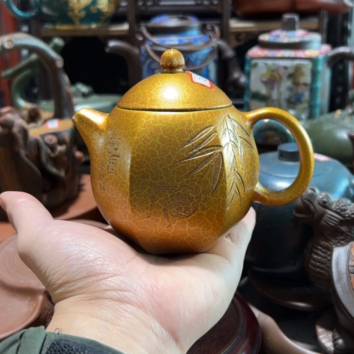 紫砂茶壶紫砂壶收藏起来吧