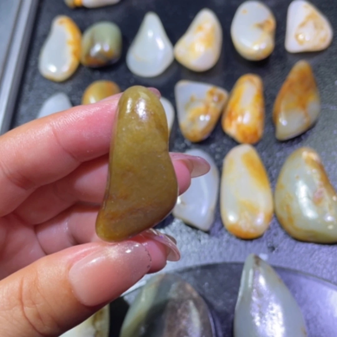 【闪购商品】和田玉未镶嵌颈饰