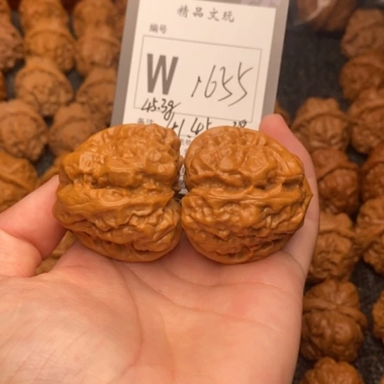 吊坠桃核我是第一百41