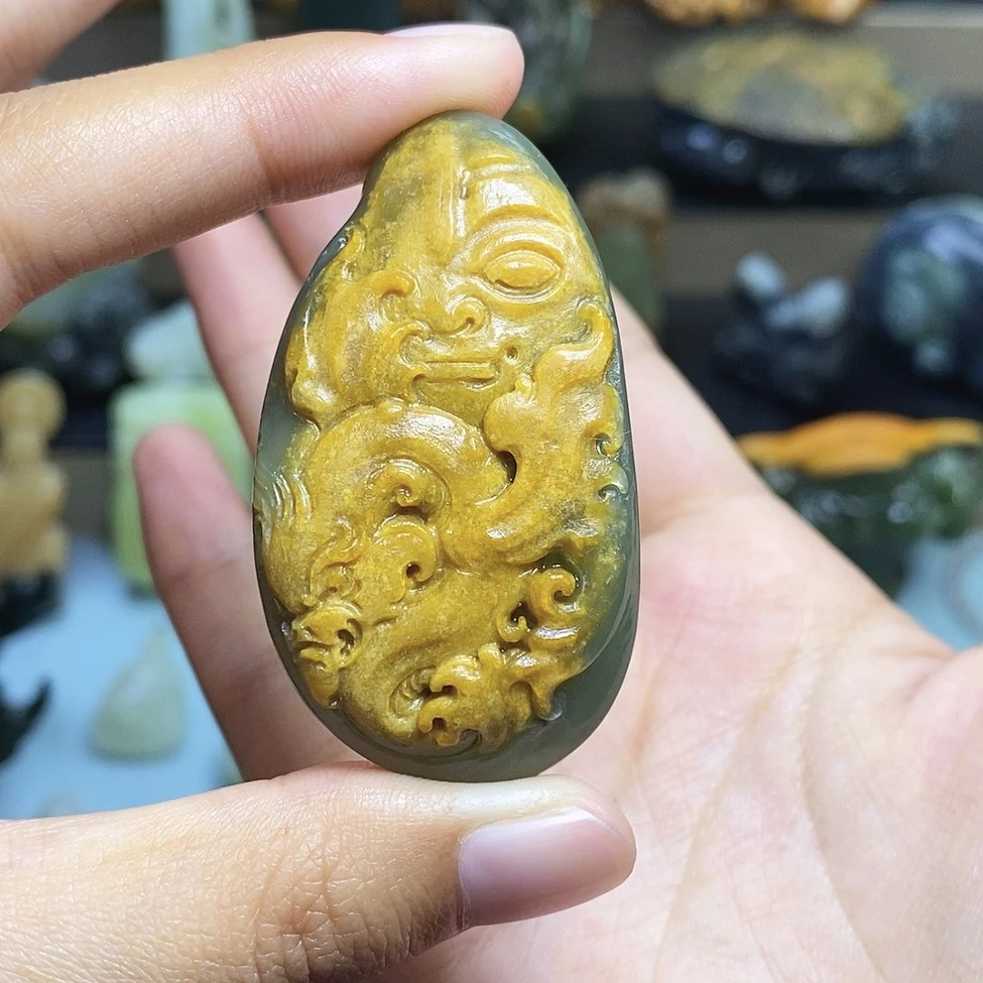 【闪购商品】颈饰未镶嵌和田玉