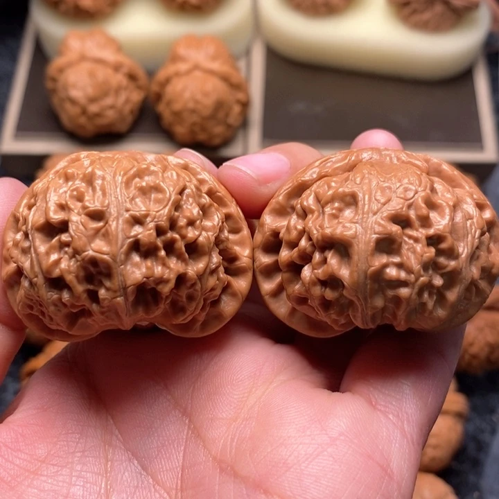 文玩核桃把件毕业大宫灯43