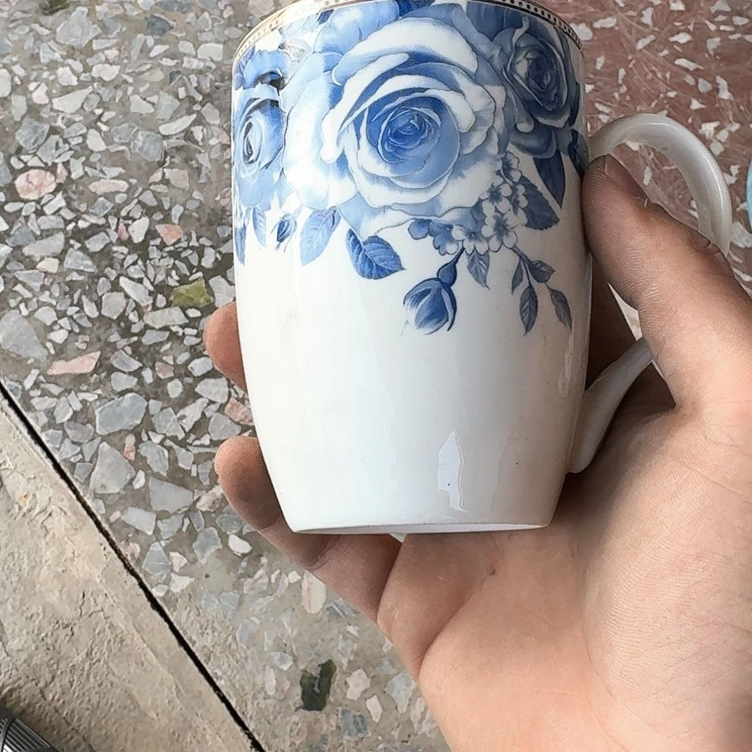 瓷A****E微瑕疵一个喜欢拍