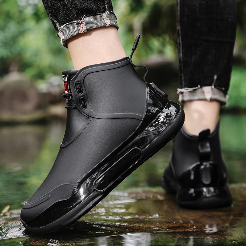 防水雨鞋男款秋季防臭低帮耐磨户外登山钓鱼防滑水鞋新款涉水胶鞋