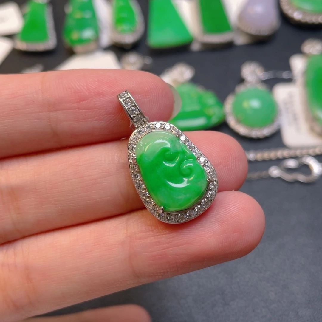 翡翠银S925镶嵌颈饰