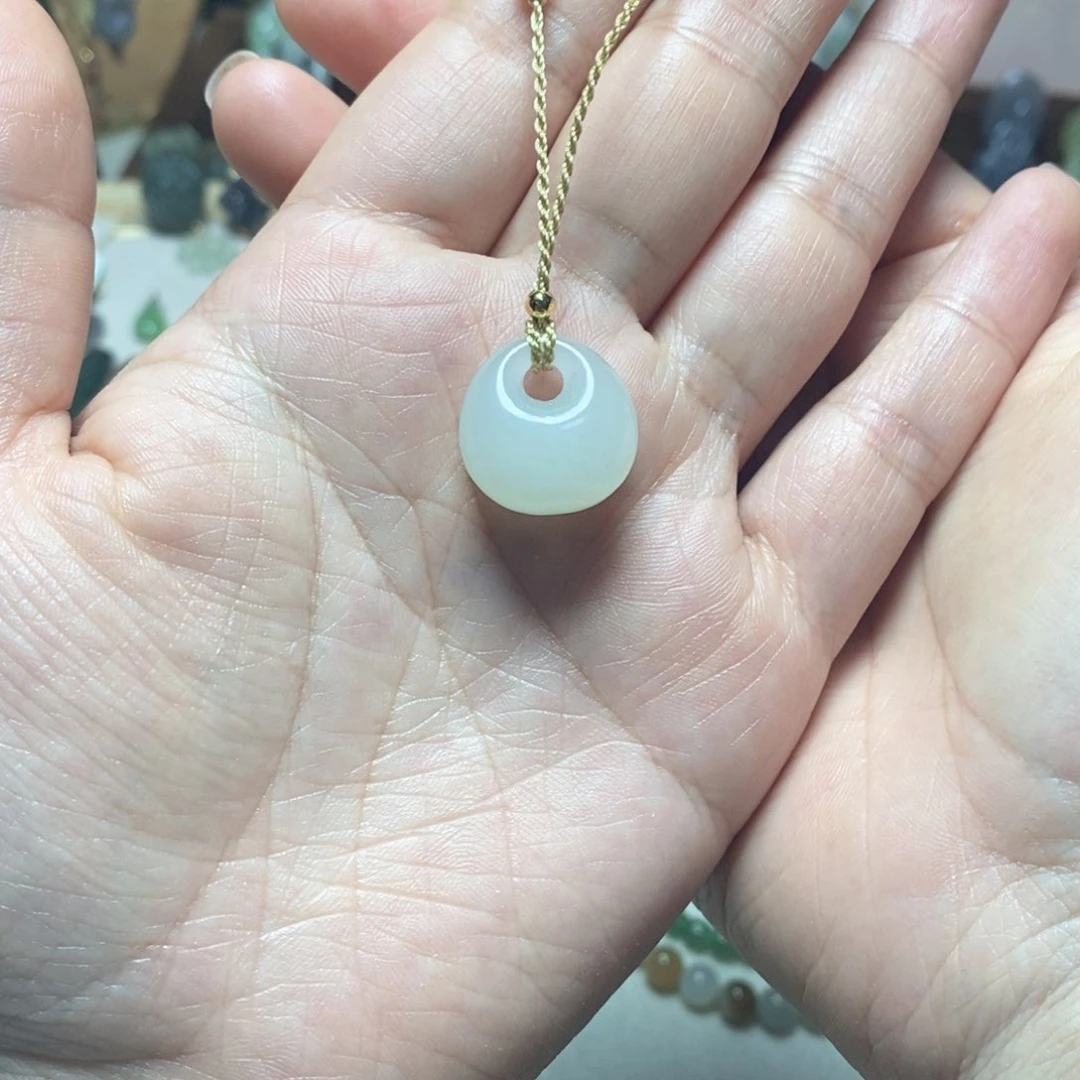 颈饰未镶嵌和田玉晴水小锁包