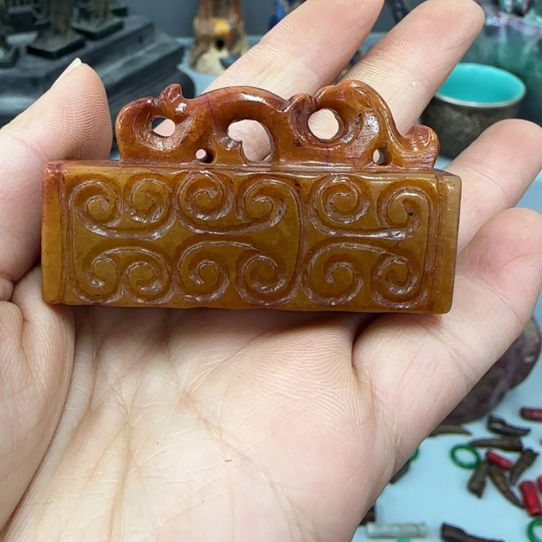 未镶嵌和田玉（糖玉）挂件