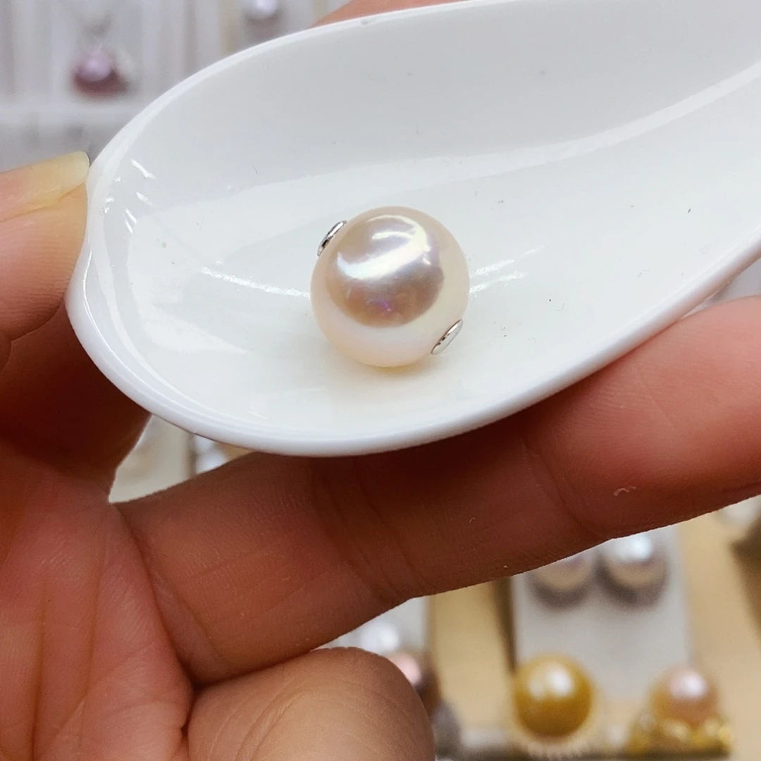 吊坠(赠链)未镶嵌淡水珍珠