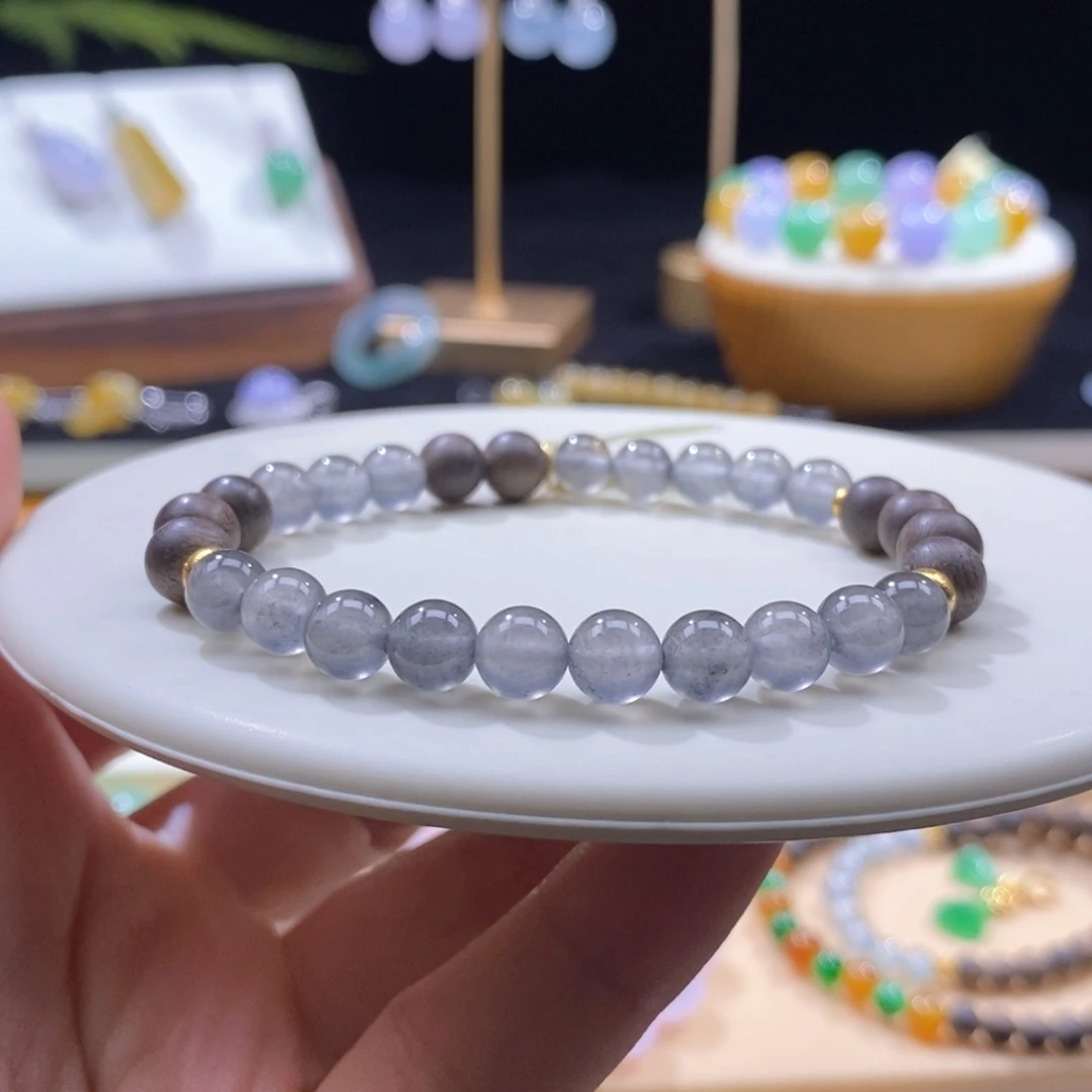 翡翠未镶嵌颈饰黑冰卡6+