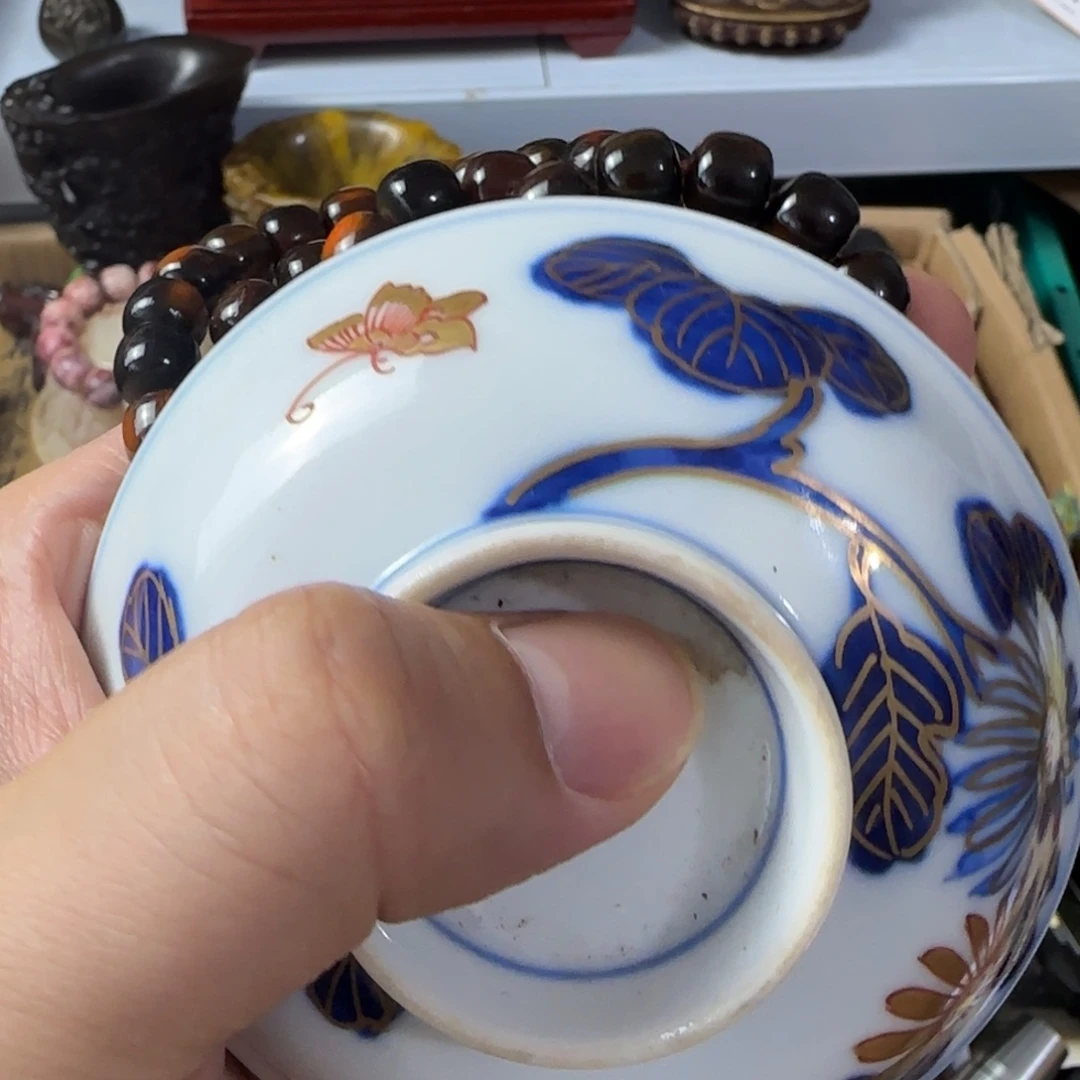 茶宠已*置放漏场，全都漏，，