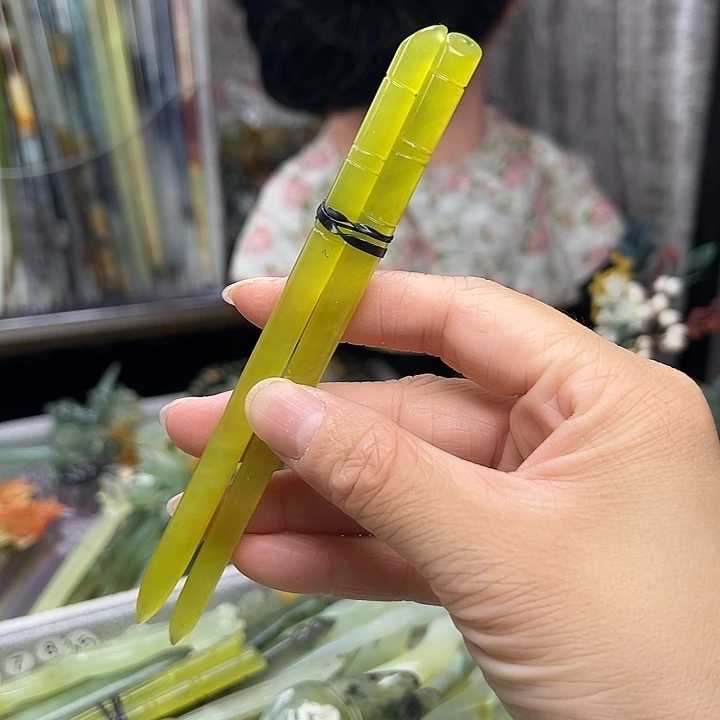 蛇纹石玉未镶嵌发簪