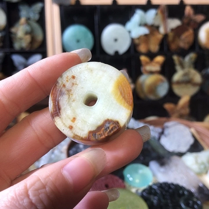 岫玉未镶嵌岫玉挂件