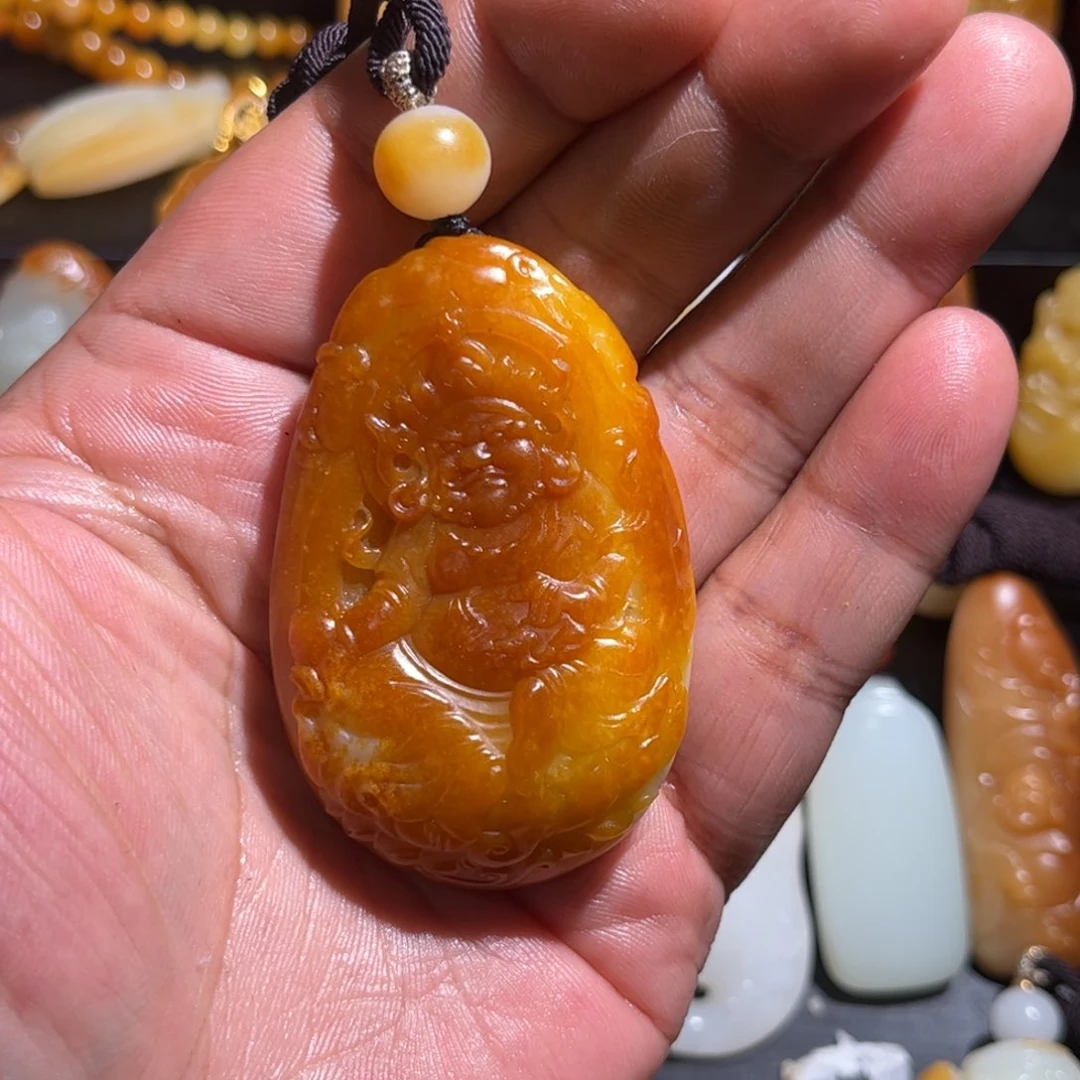 和田玉挂件未镶嵌马*