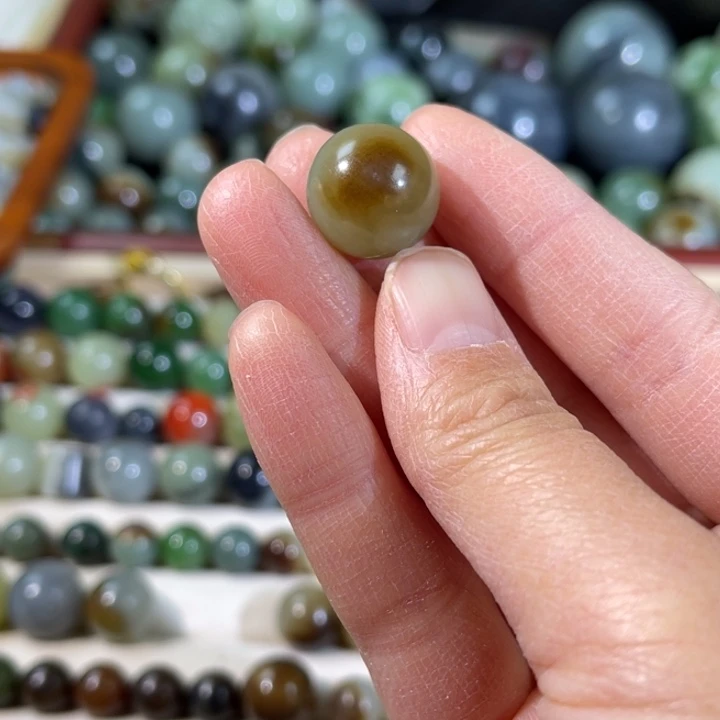 和田玉（糖玉）未镶嵌珠宝半成品