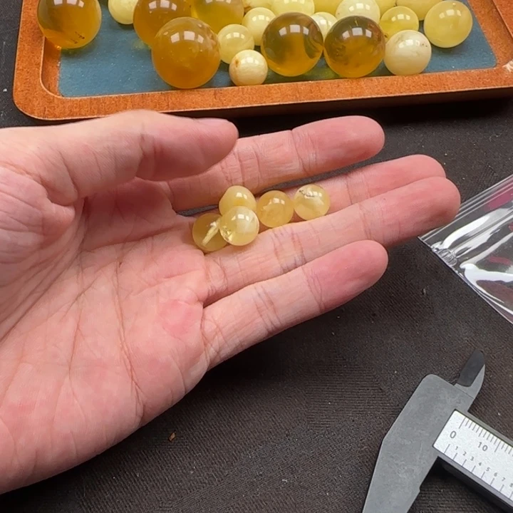 上***卍蜜蜡未镶嵌珠宝奇石天然分单491