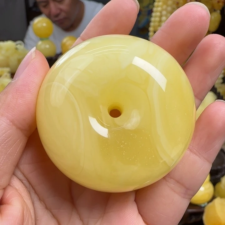 未镶嵌蜜蜡珠宝奇石