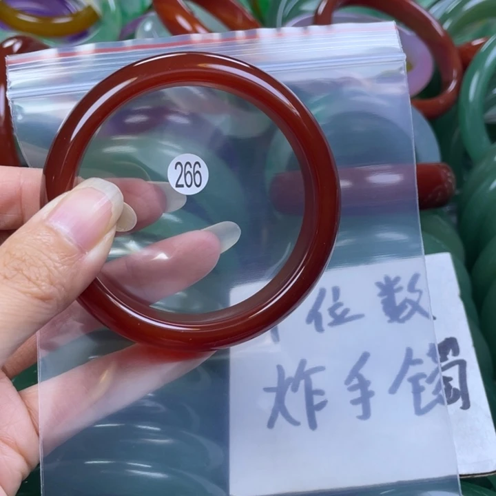 未镶嵌手镯石英质玉5657