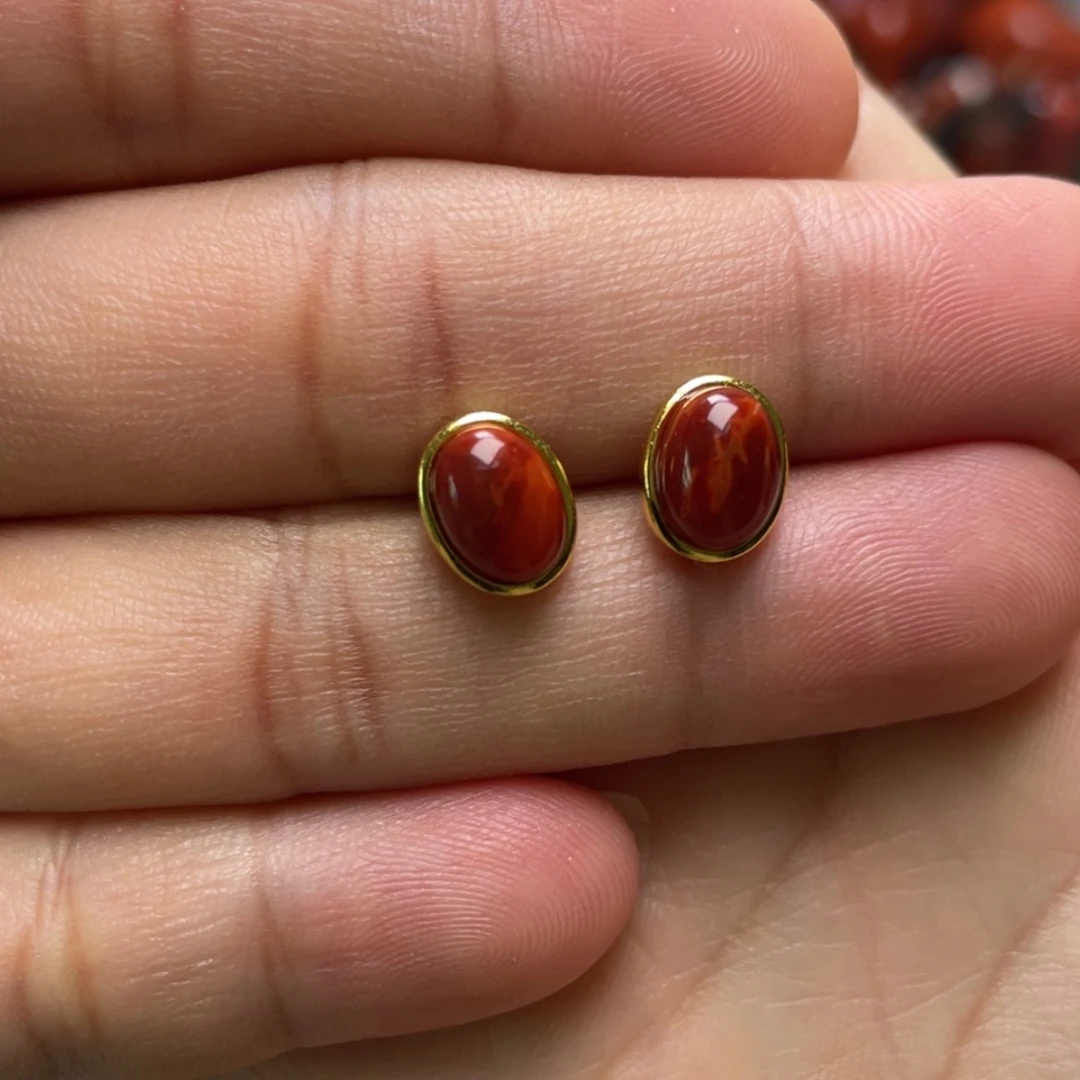 【闪购商品】银S925镶嵌小蛋面耳钉南红玛瑙