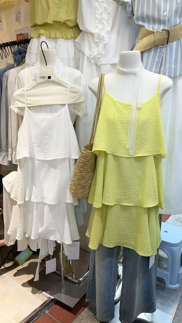 连衣裙孤品叫到名字去拍