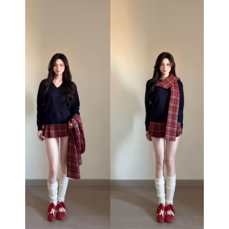 MARIE.COCO秋冬圣诞节穿搭V领针织衫上衣搭格纹半身裙氛围感套装