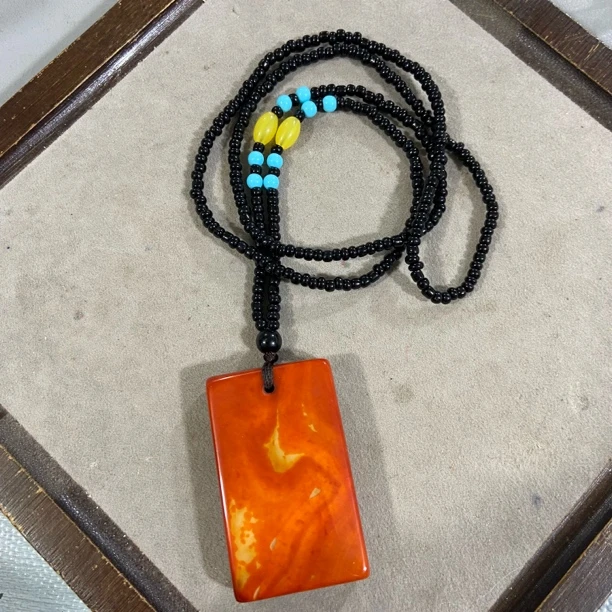 C423 战国红玛瑙无事牌吊坠（底色多样，发其一）