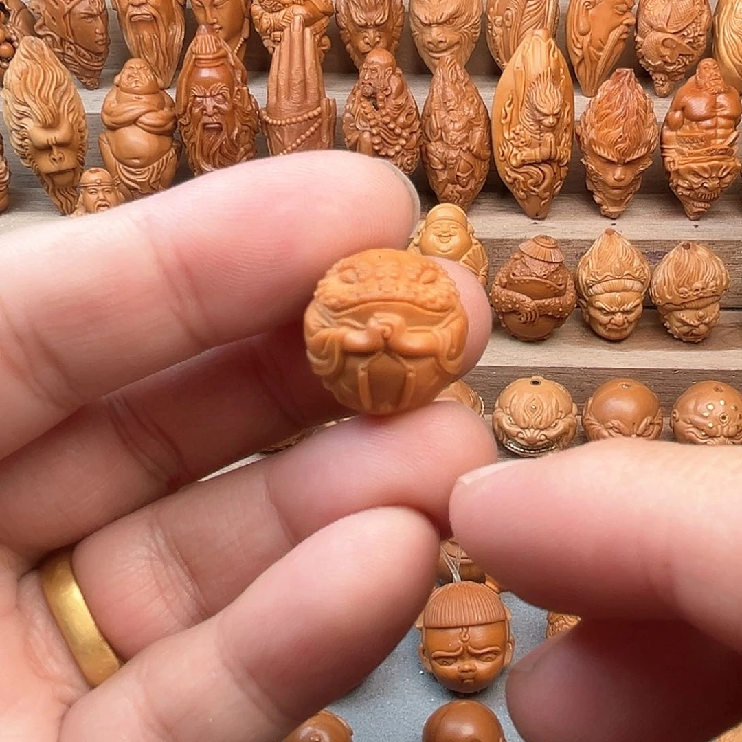 猴头核桃吊坠17.5功夫娃