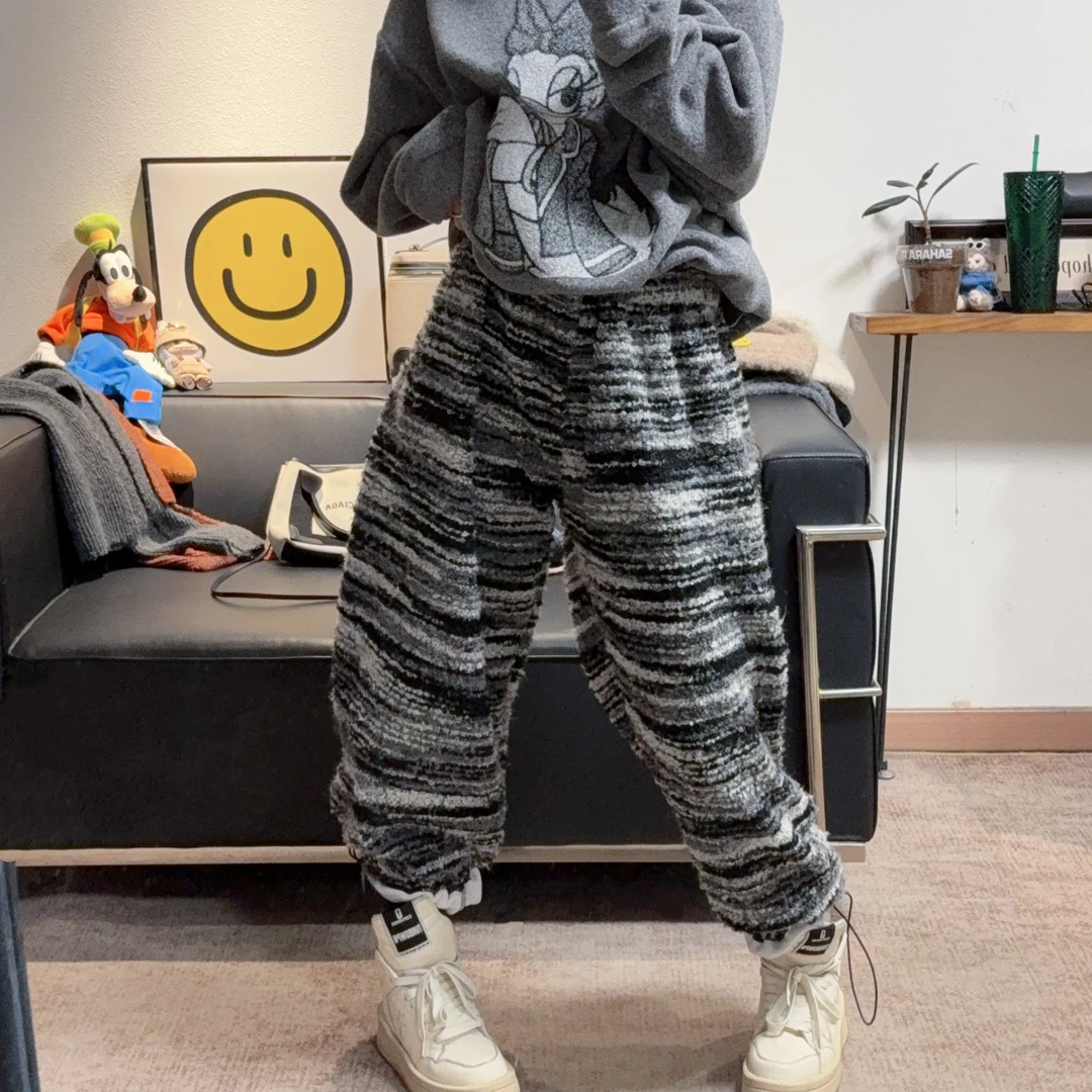 冬季新款超洋气厚款黑白灰混织羊毛抽绳束脚女宽松显瘦减龄保暖