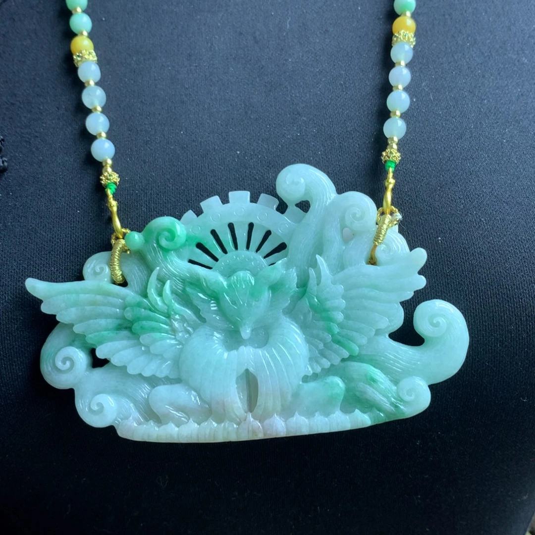 翡翠颈饰未镶嵌翡翠