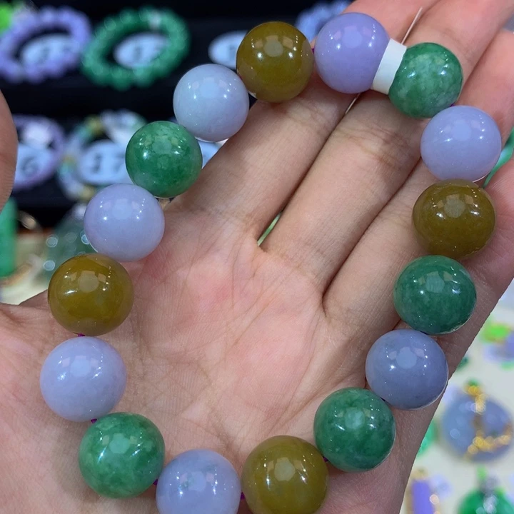 翡翠挂件未镶嵌翡翠12