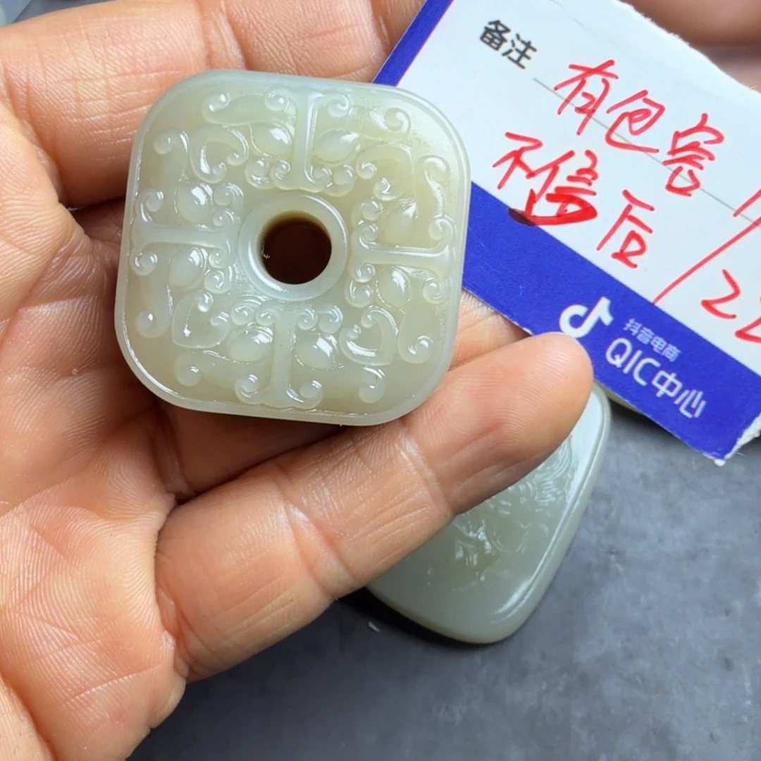 和田玉颈饰未镶嵌W****u