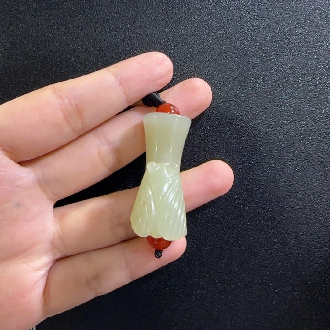 未镶嵌和田玉挂件