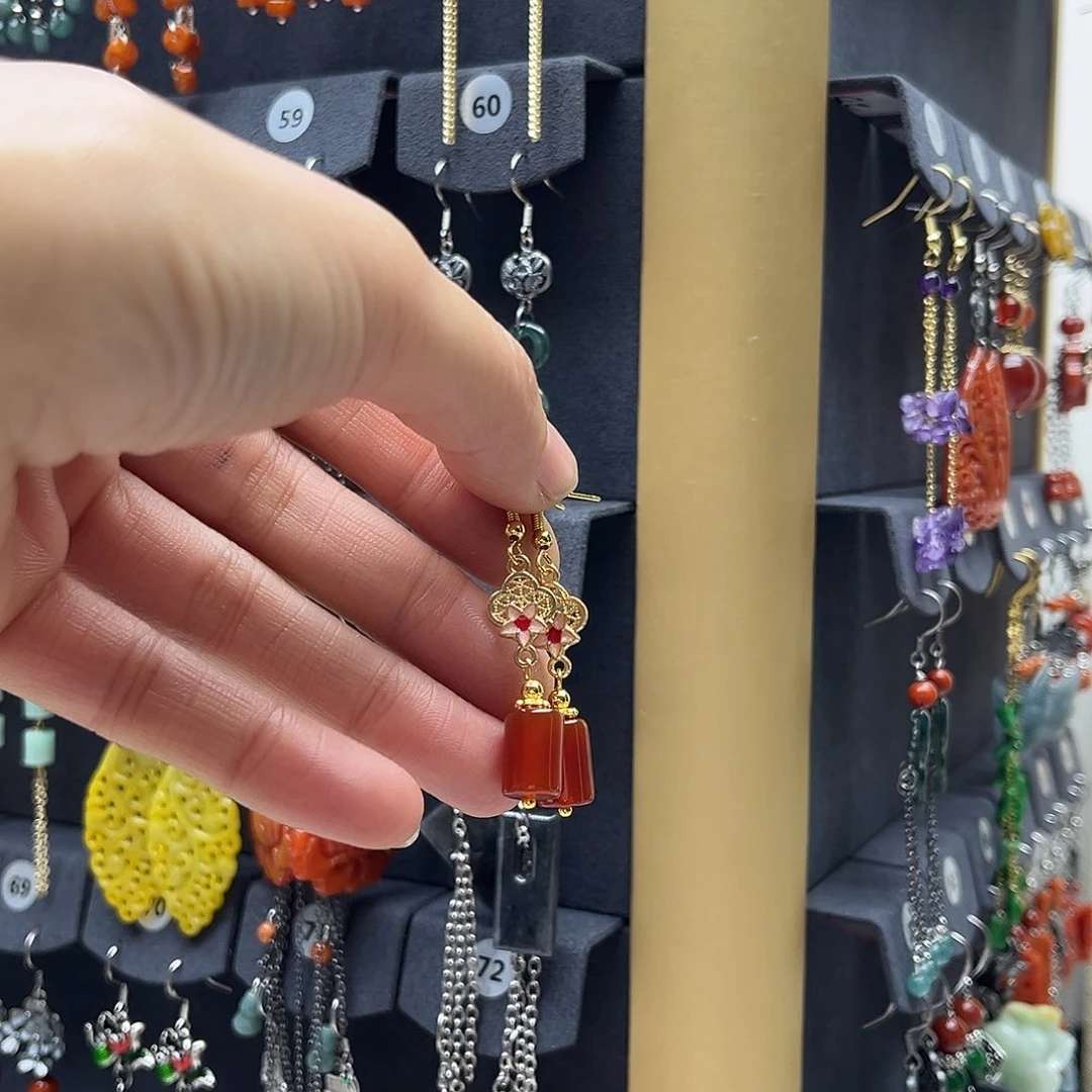 玛瑙/玉髓未镶嵌耳饰