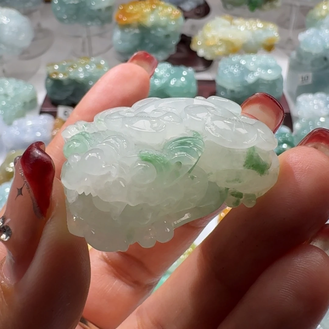 定制翡翠未镶嵌江貔貅