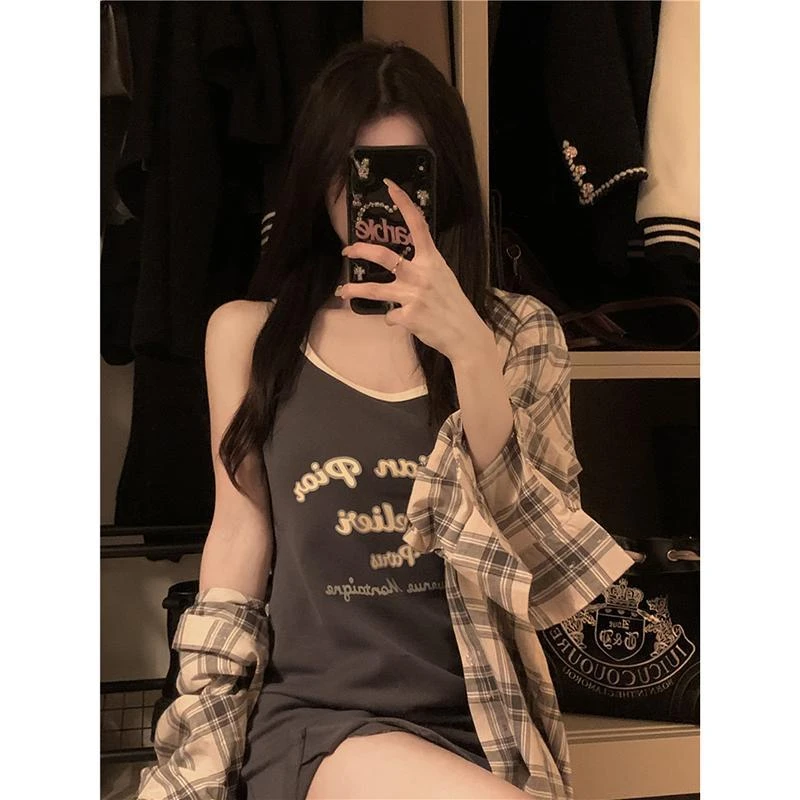 mm夏季新款辣妹风吊带背心连衣裙女字母印花修身显瘦开叉字裙短裙