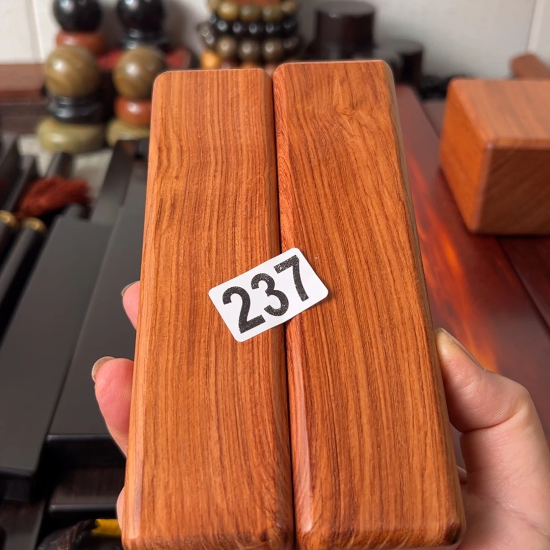 小***忙大果紫檀（缅甸花梨）