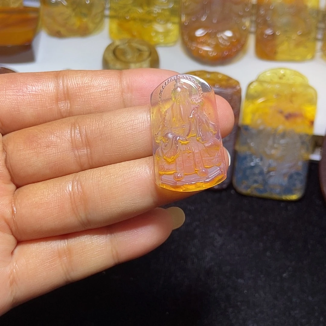 琥珀未镶嵌颈饰缅甸天然琥珀吊坠