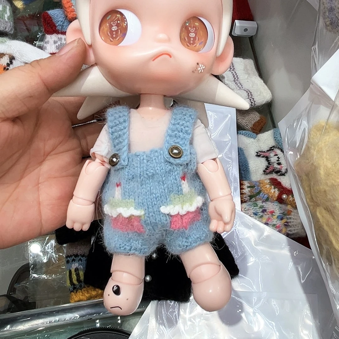 蓝色蛋糕背带裤针织