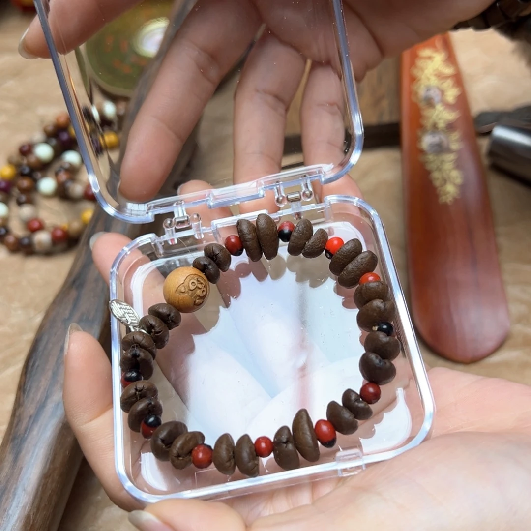 大叶紫檀（黑酸枝木类）