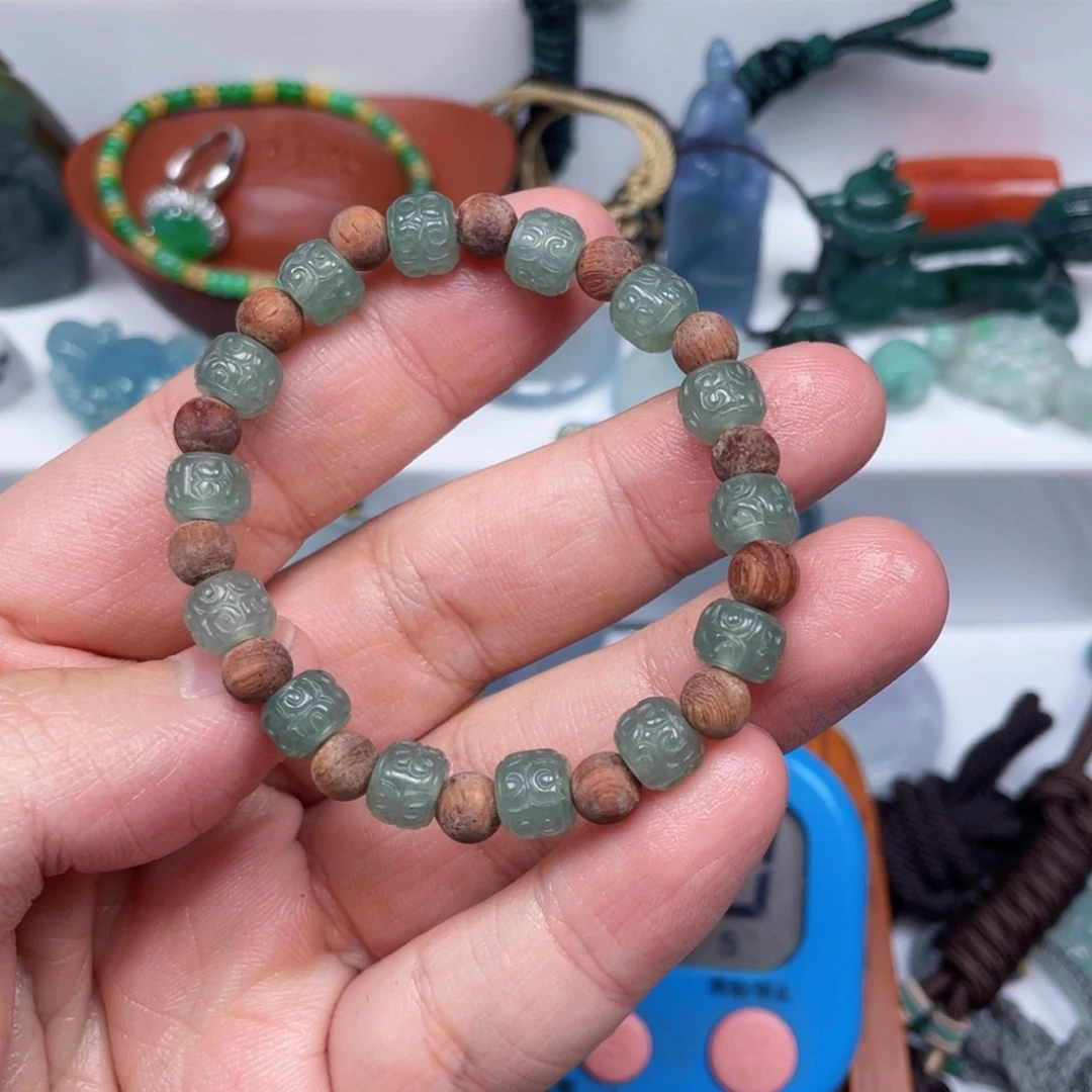 翡翠颈饰未镶嵌亚*回文珠串