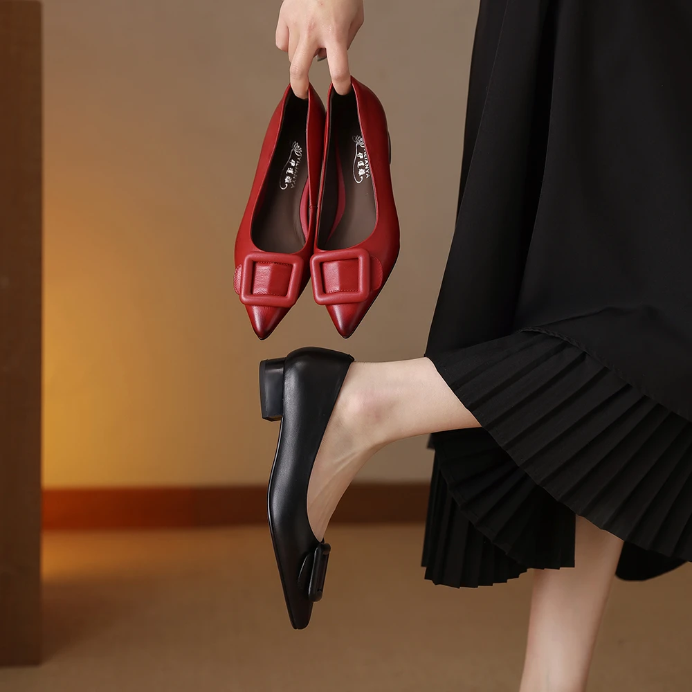 Y3061春季单鞋2025新款时尚尖头红色鞋洋气大码女鞋法式粗跟中跟